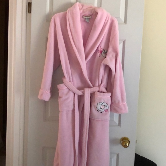 Nice and cozy pink robe - Picture 2 of 9